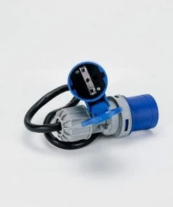 Solutions Soolutions CEE Blauw 32A (m) Naar Schuko (v) 19 Solutions Soolutions CEE Blauw 32A (m) Naar Schuko (v) -Brodit Shop 550x366 260