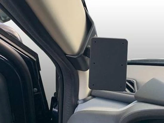 Brodit ProClip LEVC TX5 17-20 Left mount Brodit ProClip LEVC TX5 17-20 Left Mount -Brodit Shop 550x412 133