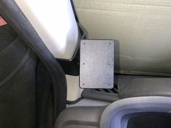 Brodit ProClip LEVC TX5 17-20 Left mount Brodit ProClip LEVC TX5 17-20 Left Mount -Brodit Shop 550x412 134