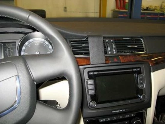 Brodit Proclip Skoda Superb 09-15 Brodit Proclip Skoda Superb 09-15 -Brodit Shop 550x412 177